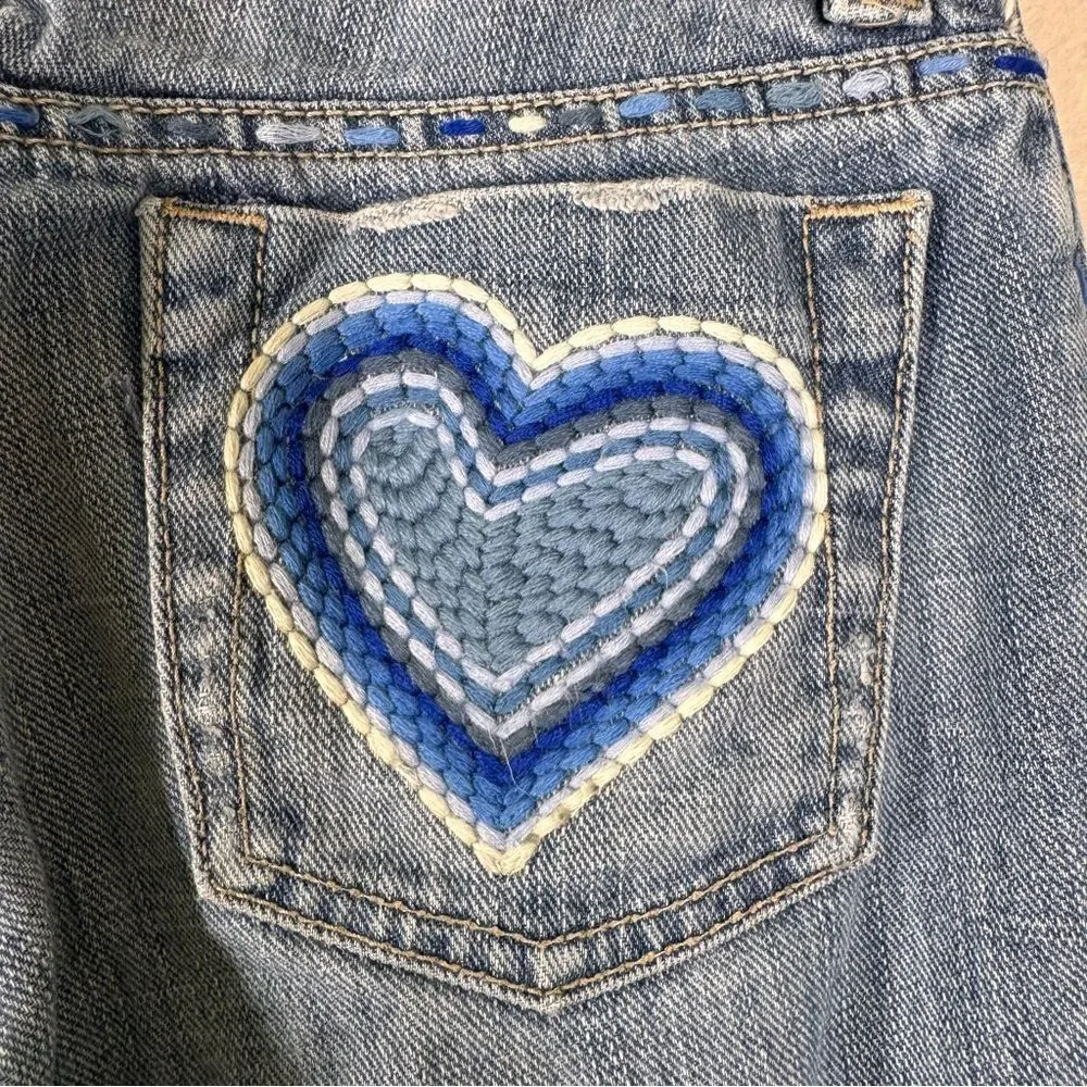 Gap Vintage Girls Y2K Flare Jeans Embroidered Heart Medium Wash Denim Size 12